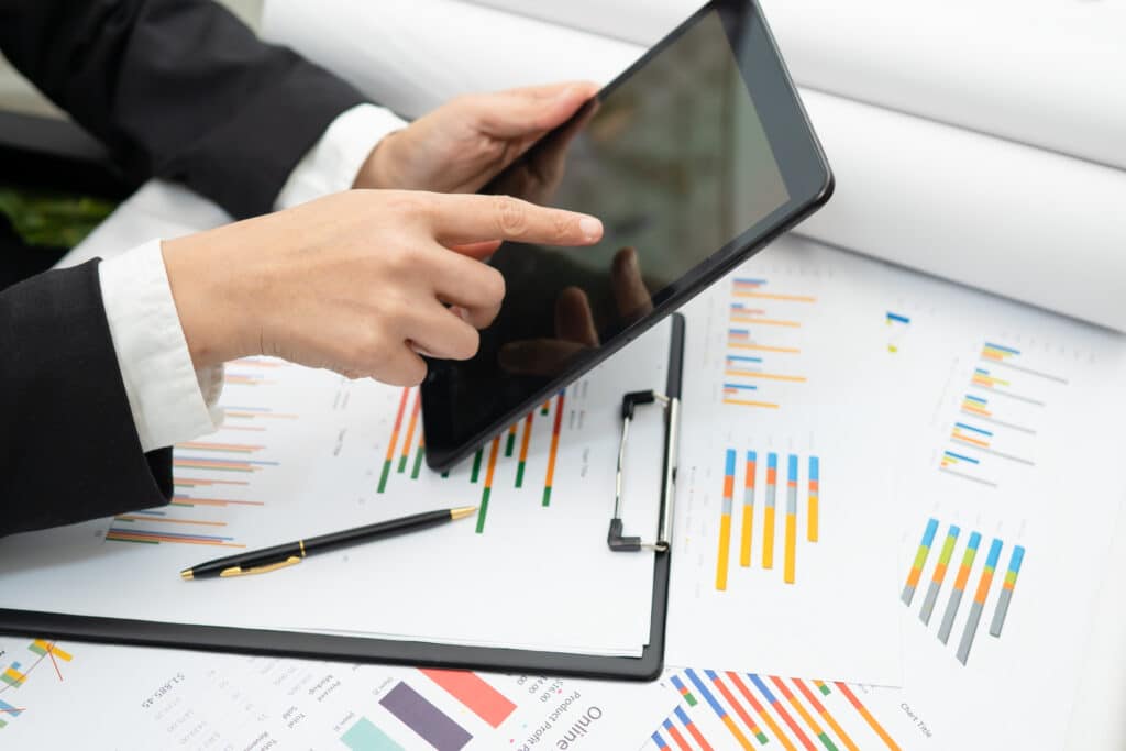 An invoice document automatically linking to a Business Central purchase record