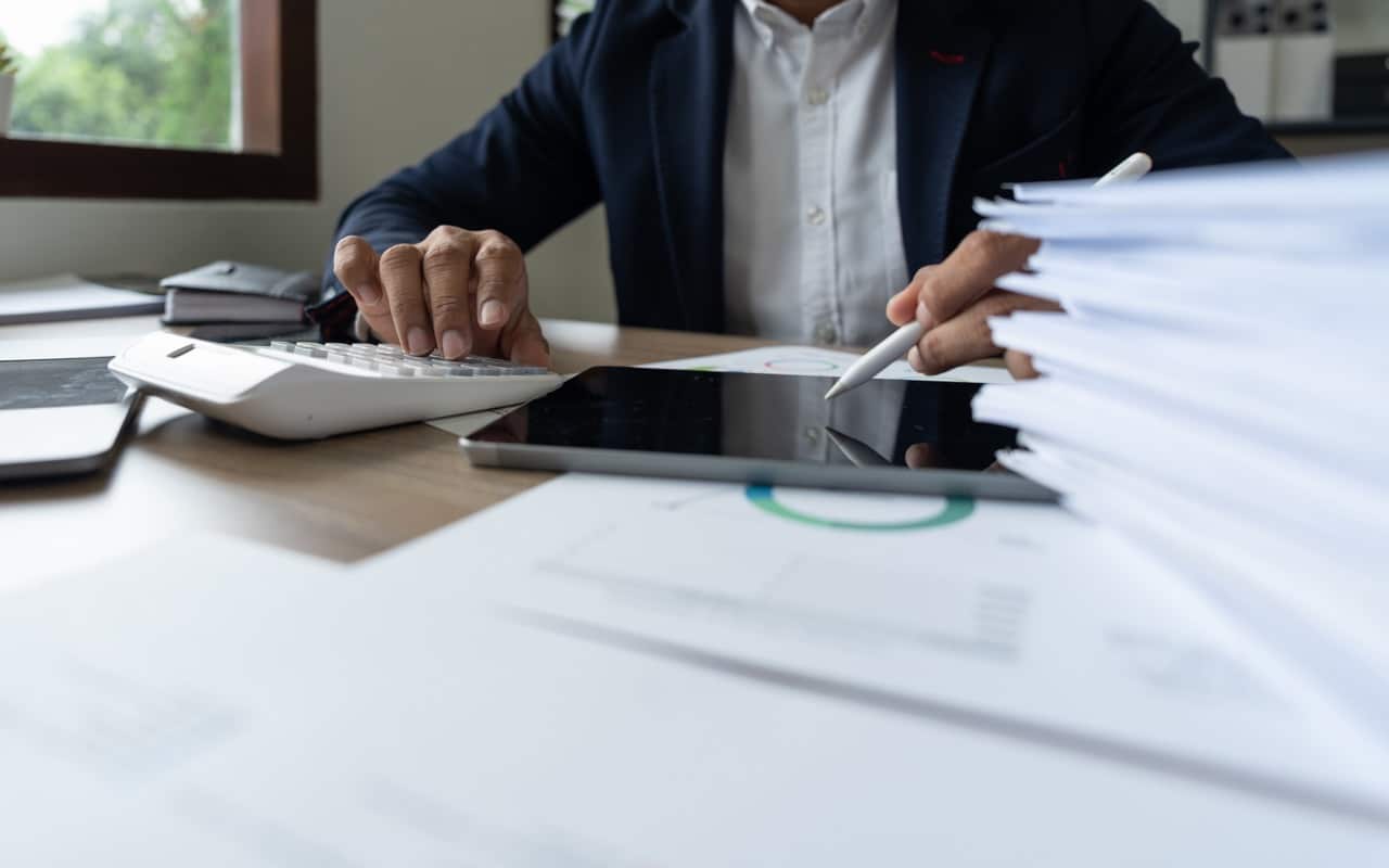 Read more about the article How Document Management Connects Sales, Operations, and Finance Around a Single Customer Record